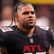 WATCH: Atlanta Falcons FB Keith Smith Gets Fined $87,000 for Non-Penalty  Hit