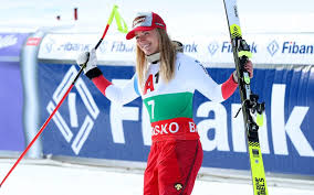 Die tessinerin gewinnt auch das rennen in garmisch. Lara Gut Behrami Auf Dem Weg Zu Alter Starke Skinews Ch