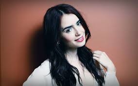 Globally, only 2 percent of people have green eyes. Hd Wallpaper Lily Collins Women Portrait Dark Hair Actress Green Eyes Wallpaper Flare