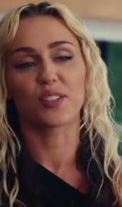 Miley Cyrus and Star Wars: Roger Roger Meme Explained