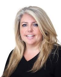 Mona Malone's Instagram, Twitter & Facebook