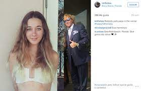 Este ha sido mi facebook oficial por más de 10 años, con más de 1.200.000 seguidores, el. Hija De Farkas Tatiana Sorprende Con Sus Fotos En Instagram Y Suma Seguidores Guioteca