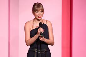 In the week ending oct. Taylor Swift Called Out Scooter Braun During Her Speech At Billboard S Women In Music Event Glamour