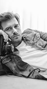 Kivanc Tatlitug Mavi 2020 In 2020 Kivanc Tatlitug Actors Turkish Actors