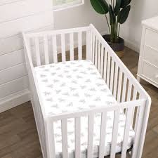 1 sheet(s) 1 dust ruffle/crib skirt(s) 1 blanket/quilt(s) bumper product details number of items included: Mini Crib Sheets Target