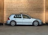 Volkswagen-Golf-IV-