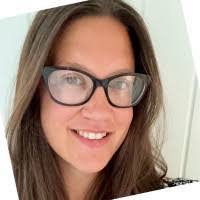 Vicki Coates's Instagram, Twitter & Facebook