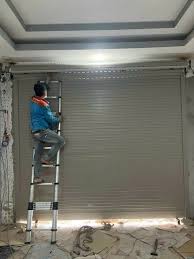 Lắp đặt cửa cuốn tại quận Tân Phú dịch vụ giá rẻ uy tín | Alpha Door