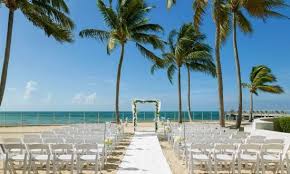 Beach Wedding Venues In Key West Southernmost Beach Resort Southernmost Beach Resort Budget Beach Wedding Wedding Venues Beach