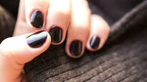 Opi infinite shine has added a new ambassador, pyper america smith and 30 iconic shades to their line. Kimegy A Divatbol A Hosszu Korom Nlc