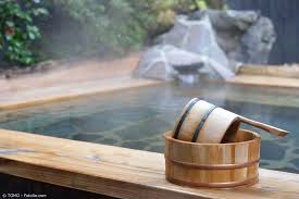 Halef boru yürüyüşe çıkmak holzwanne holzbadewanne holzzuber badezuber badewanne. Japanische Badekultur Und Das Hinoki Holz Japanwelt De