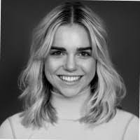 Gail Dee's Instagram, Twitter & Facebook