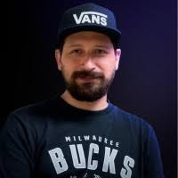 11600+ perfiles de «Solis»