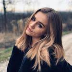 Vicky Damico's Instagram, Twitter & Facebook