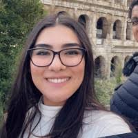 40+ perfiles de «Karina Aragón»