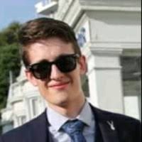 50+ perfiles de «Benjamin Rawlings»