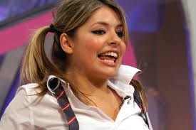 Tumblr is a place to express yourself, discover yourself, and bond over the stuff you love. Holly Willoughby Reveals She Accidentally Flashed While Presenting Wild Kids Tv Newsgroove Uk