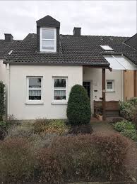 Jungen paaren, die in trier ein haus kaufen wollen, ist eine gründliche auseinandersetzung mit der für sie passenden wohnform anzuraten. Haus Zu Vermieten Schlossstrasse 88 54293 Trier Quint Mapio Net