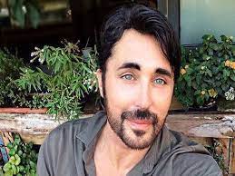 Lutto per il cantante scialpi. Scialpi Oggi Eta Altezza Vita Privata Ex Marito Roberto E Nuovo Fidanzato
