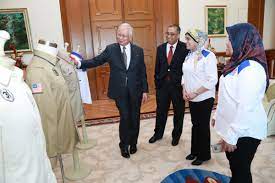 Jawatan kosong terkini jabatan perdana menteri. Galeri Foto Album Pemilihan Pakaian Rasmi Sempena Sambutan Hari Kebangsaan 2017 Kepada Yab Perdana Menteri Di Pejabat Yab Perdana Menteri Putrajaya Image Pemilihan Pakaian Rasmi Sempena Sambutan Hari Kebangsaan