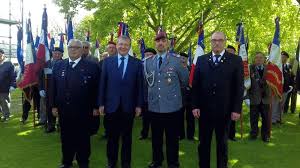 Click aici pentru a te autentifica. Traditionskameradschaft Ahnsbeck In Der Normandie Versohnung Uber Den Grabern Celler Presse Was Celle Bewegt
