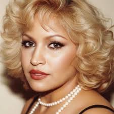 Hi, Does US green card holder need to apply for visa to travel to Tahiti?