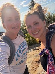 Hiking Kearsarge North for sunrise