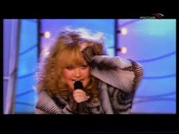 Этот мир придуман не нами, этот мир придуман не мной. Alla Pugacheva Etot Mir Chords Chordify