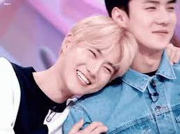 Suho and sehun celebrate children's day through the most meaningful way possible: Exo Sehun Gif Exo Sehun Suho Discover Share Gifs
