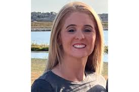 Cari Allen's Instagram, Twitter & Facebook