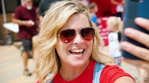 Savannah Holloway's Instagram, Twitter & Facebook