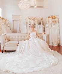 That's why we have provided the following checklist to help you find the best party type vendors we hope you can find the perfect vendor. Bridal Salons In Baton Rouge La The Knot