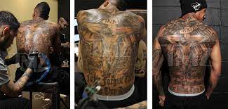 Nick cannon got his mariah carey tattoo covered up these pictures of this page nick cannon shows off his finished mariah carey tattoo cover up & graces urban ink magazine. Nick Cannon Neck Tattoo 2019