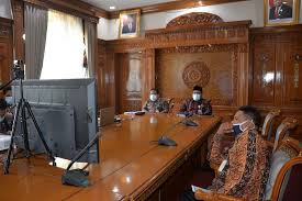 Maybe you would like to learn more about one of these? Sekda Gunakan Teknologi Digital Sesuai Kegunaannya Jambi