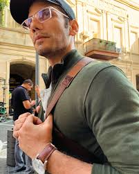 A chef, who's only mission is to serve his country. Get ready for Hotstar  Specials presents #SpecialOps, all episodes out