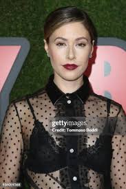 2,744 Amanda Crew Photos & High Res Pictures