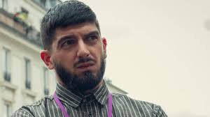 Heartstopper' Season 2's Best New Character Isn't One of the Teens