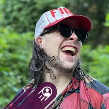 Wyatt Fedora (@snark.daddy) • Facebook