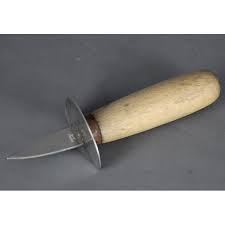 Couteau à huître avec un butoir en cas de dérapage. Couteau A Huitre Ancien Pradel Bois Et Inox
