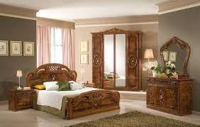 20 Warme Toskana Schlafzimmer Mobel Fur Die Rustikale Einrichtung Schlafzimmer Ideen Luxusschlafzimmer Einrichtungsideen Schlafzimmer Und Holz Schlafzimmer