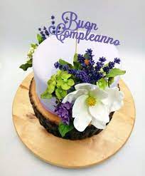 Passionedolce Una Base Di Torta Profumatissima Al Limone Un Ripieno Fresco Di Mousse Allo Yogurt E Salsa Buon Compleanno Compleanno Auguri Di Buon Compleanno
