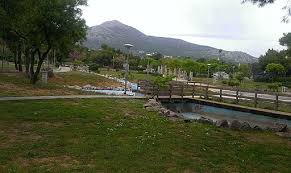 Φροντιστήρια ξένων γλωσσών & μέσης εκπαίδευσης | από το 1999 διδάσκουμε με πάθος βοηθώντας μαθητές όλων των ηλικιών να πετύχουν τους στόχους τους. 8rakomakedones