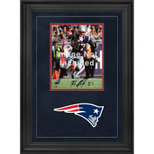3.9 x 1.9 inches quantity. Fanatics Authentic New England Patriots Deluxe 8 X 10 Vertical Photograph Frame With Team Logo