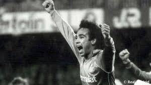 He is portrayed by gabriel sloyer. Historische Tore Hugo Sanchez Real Madrid Cf