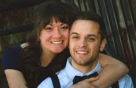 Simms, Mikami to marry in May