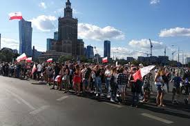 1 sierpnia mija 76 lat od wybuchu powstania. Wybila Godzina W Tak Tlumy Mieszkancow Uczcily Pamiec Bohaterow Powstania Warszawskiego Galeria Warszawa Super Express