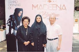 Tan sri dato' azman bin hashim, ao (born july 1939 in kuala lumpur) is one of the richest people in malaysia and his net worth. Tan Sri Azman Hashim Wife