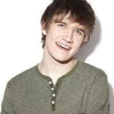 Giovanni Aviles's Instagram, Twitter & Facebook