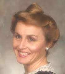 Ellen Bruce's Instagram, Twitter & Facebook