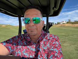 Golfing at Shadow Lakes Brentwood in Bay Area